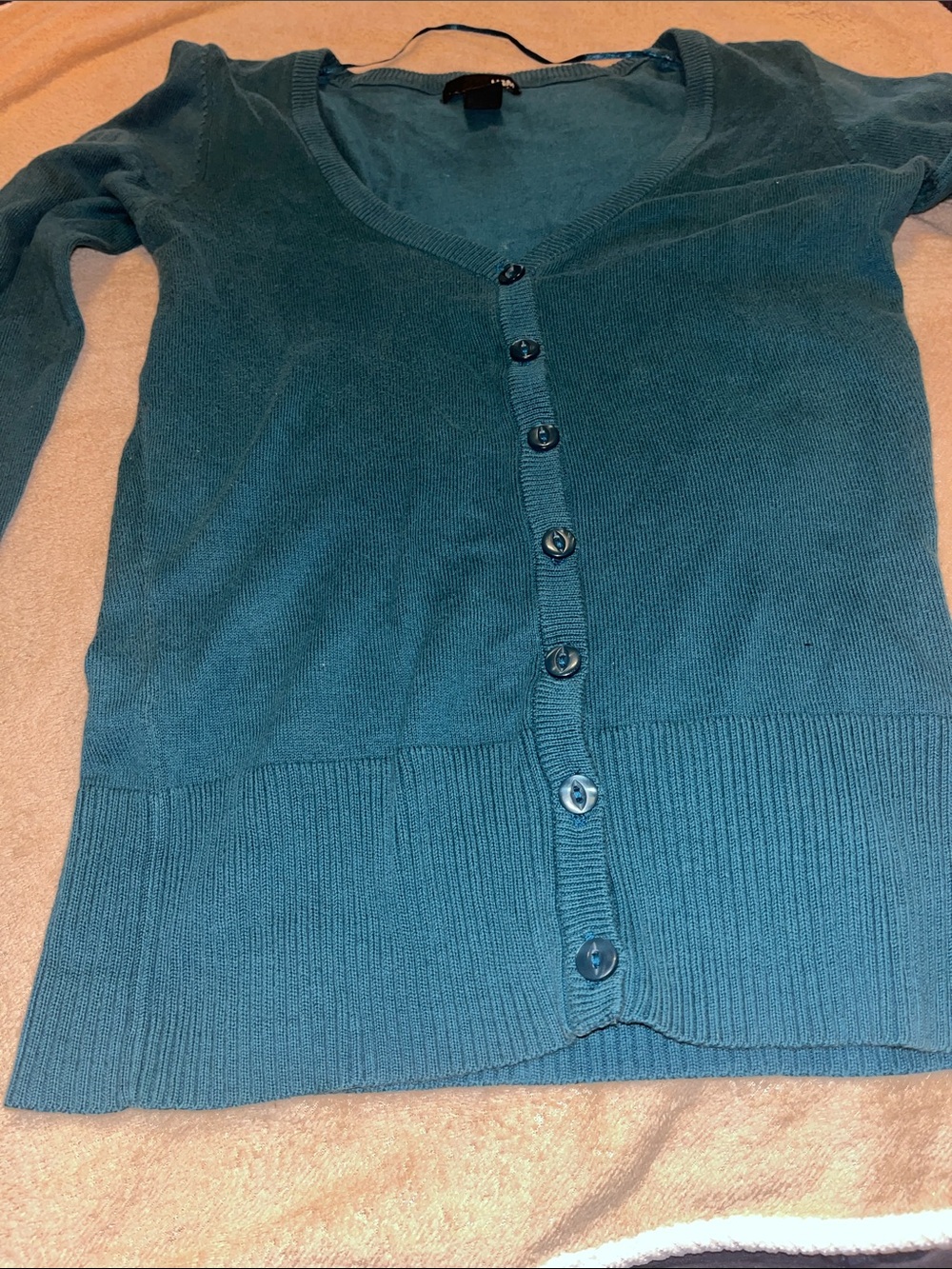 Long sleeve v-neck sweater
